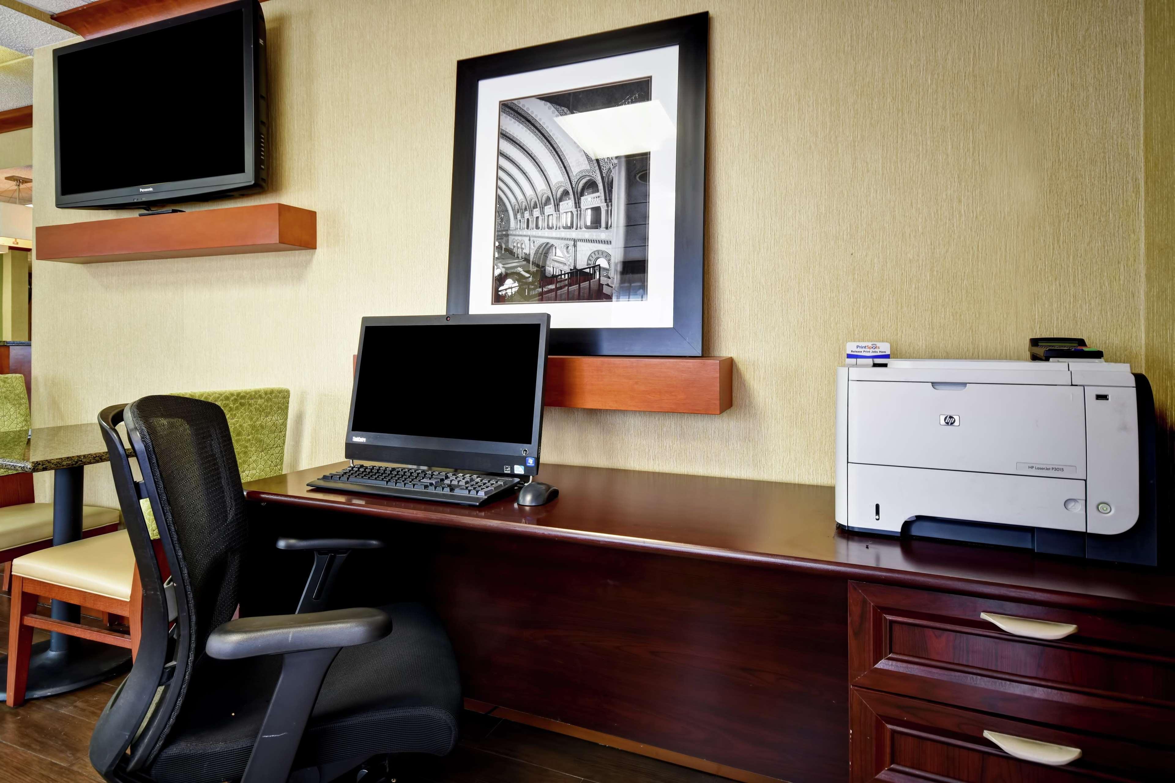 Hampton Inn St. Louis - Westport Мериленд Хайтс Екстериор снимка