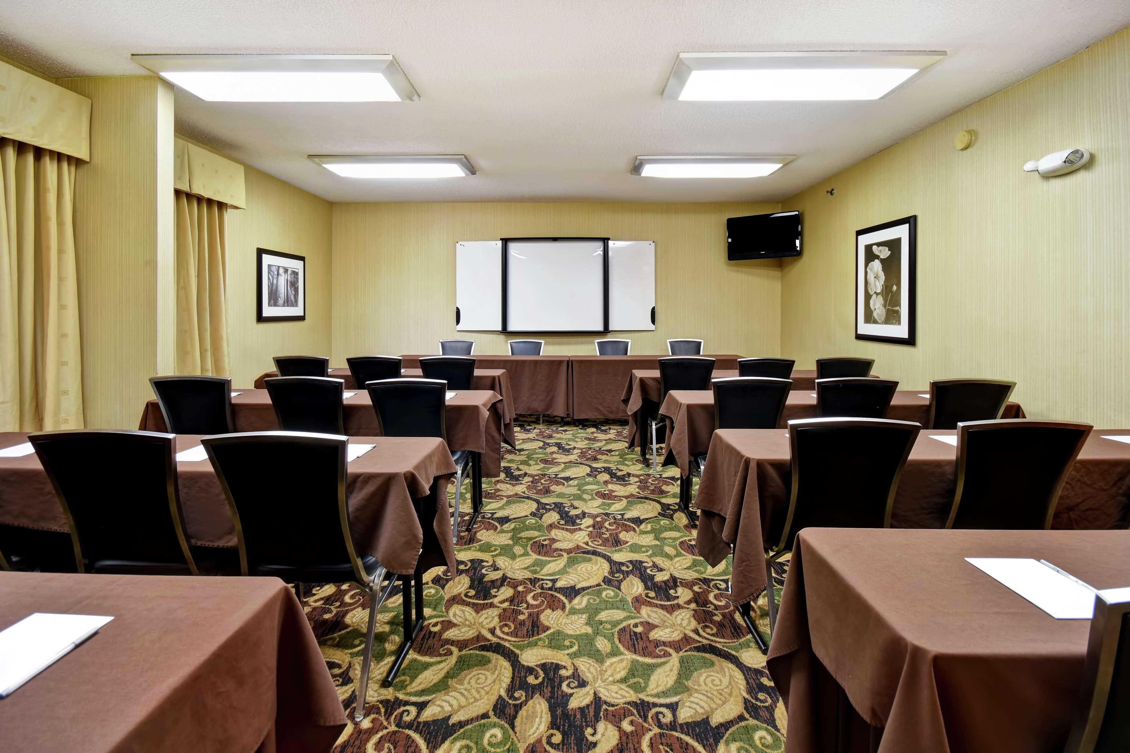 Hampton Inn St. Louis - Westport Мериленд Хайтс Екстериор снимка