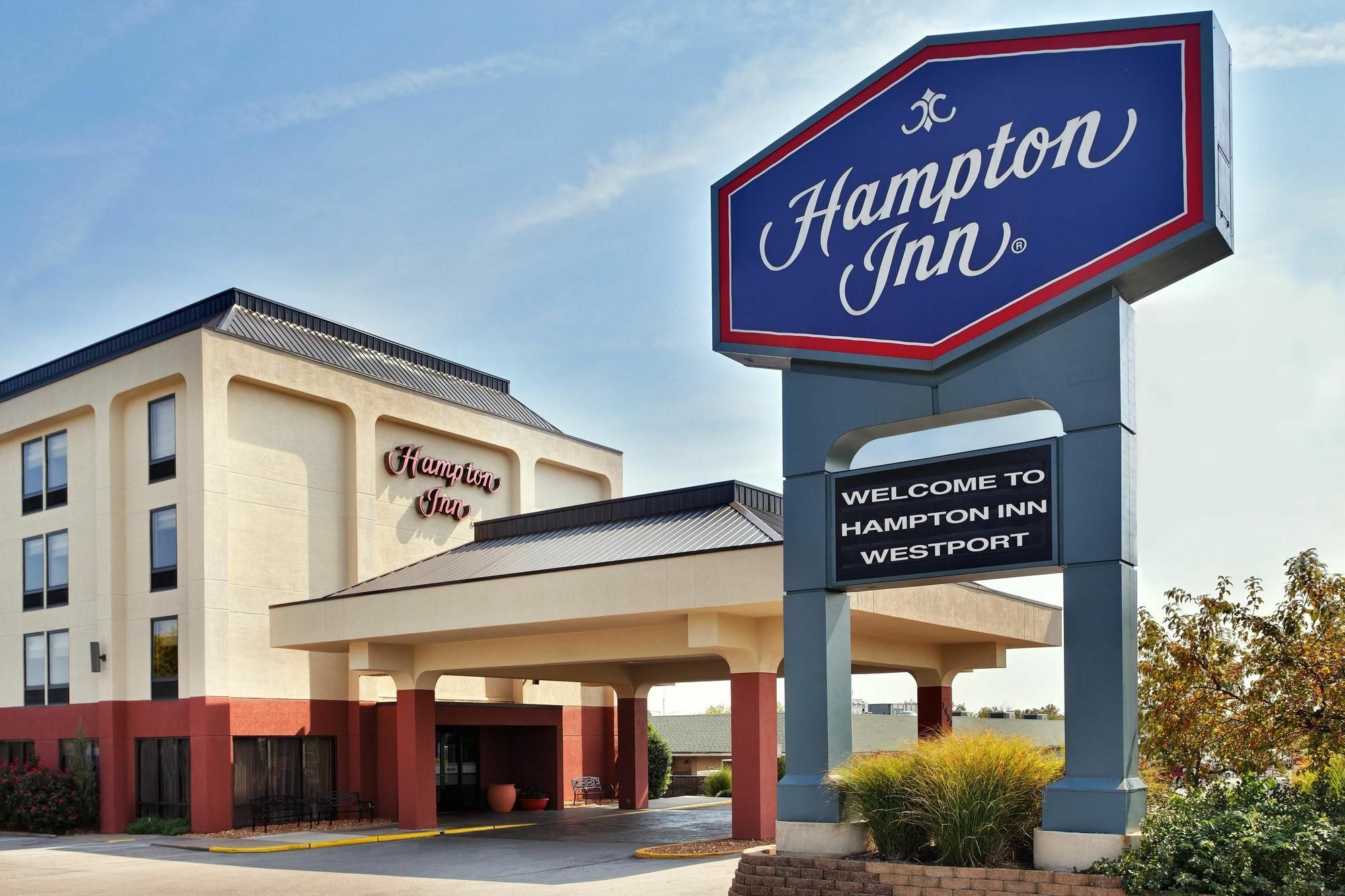 Hampton Inn St. Louis - Westport Мериленд Хайтс Екстериор снимка